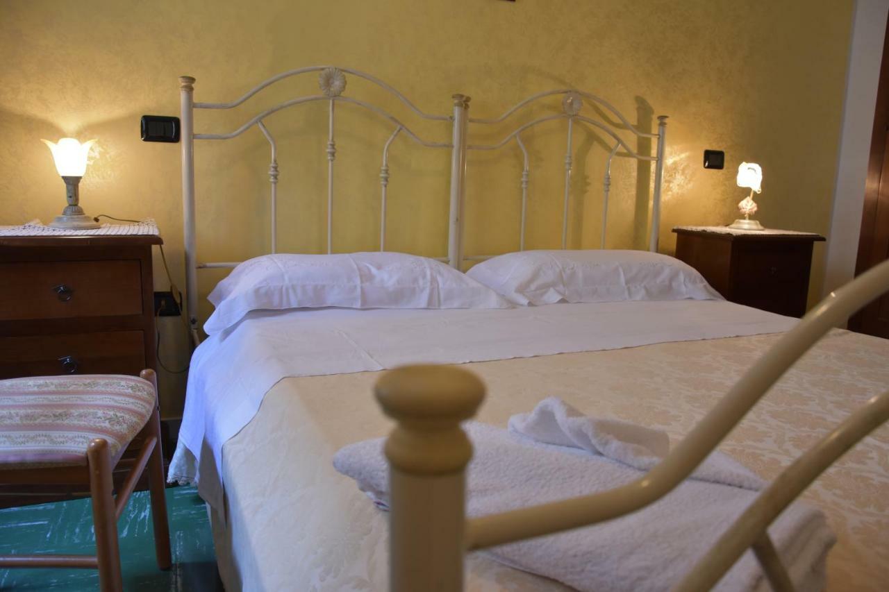 Il Ciclamino Bed And Breakfast Ascoli Piceno Bagian luar foto