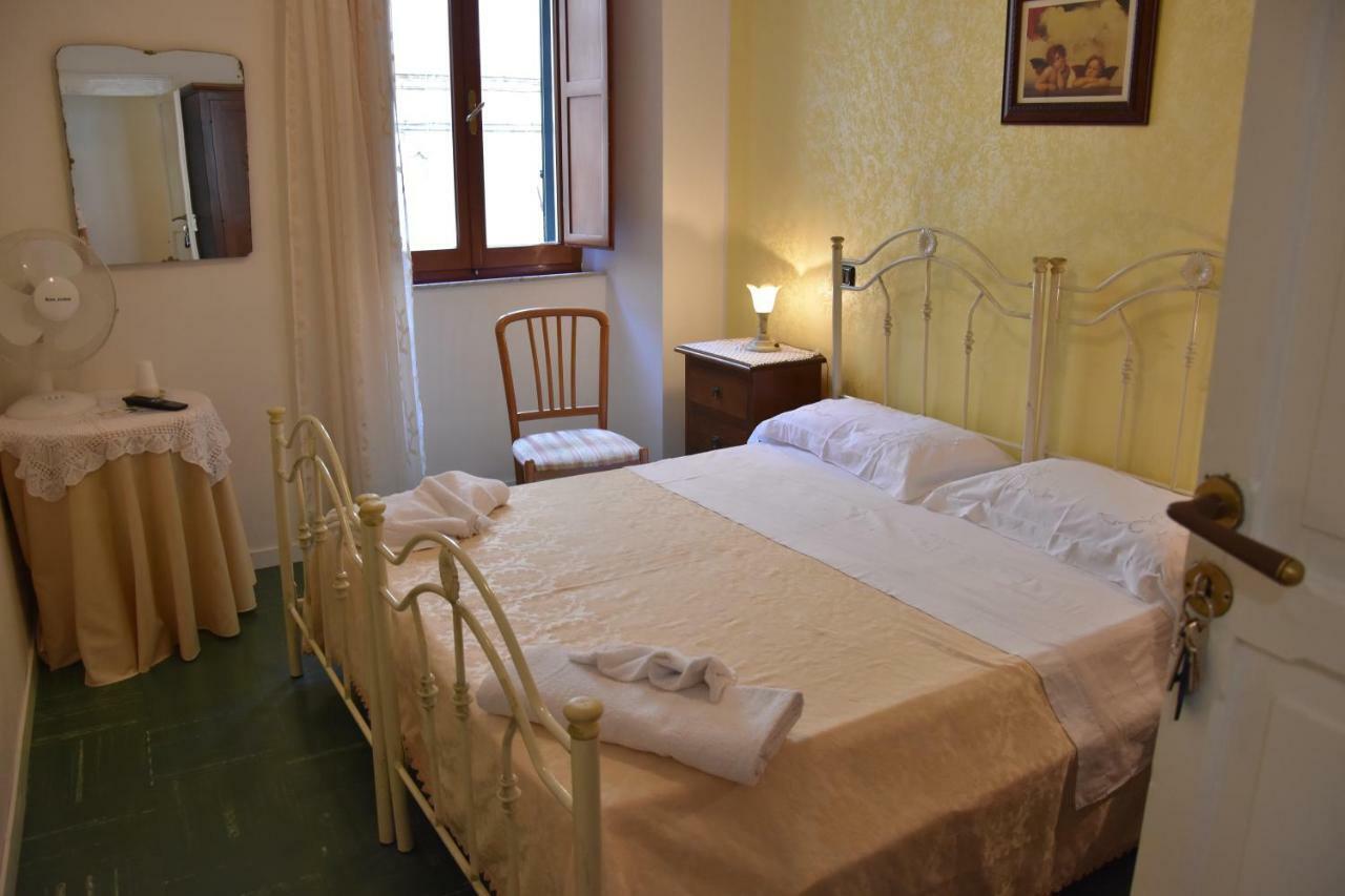 Il Ciclamino Bed And Breakfast Ascoli Piceno Bagian luar foto