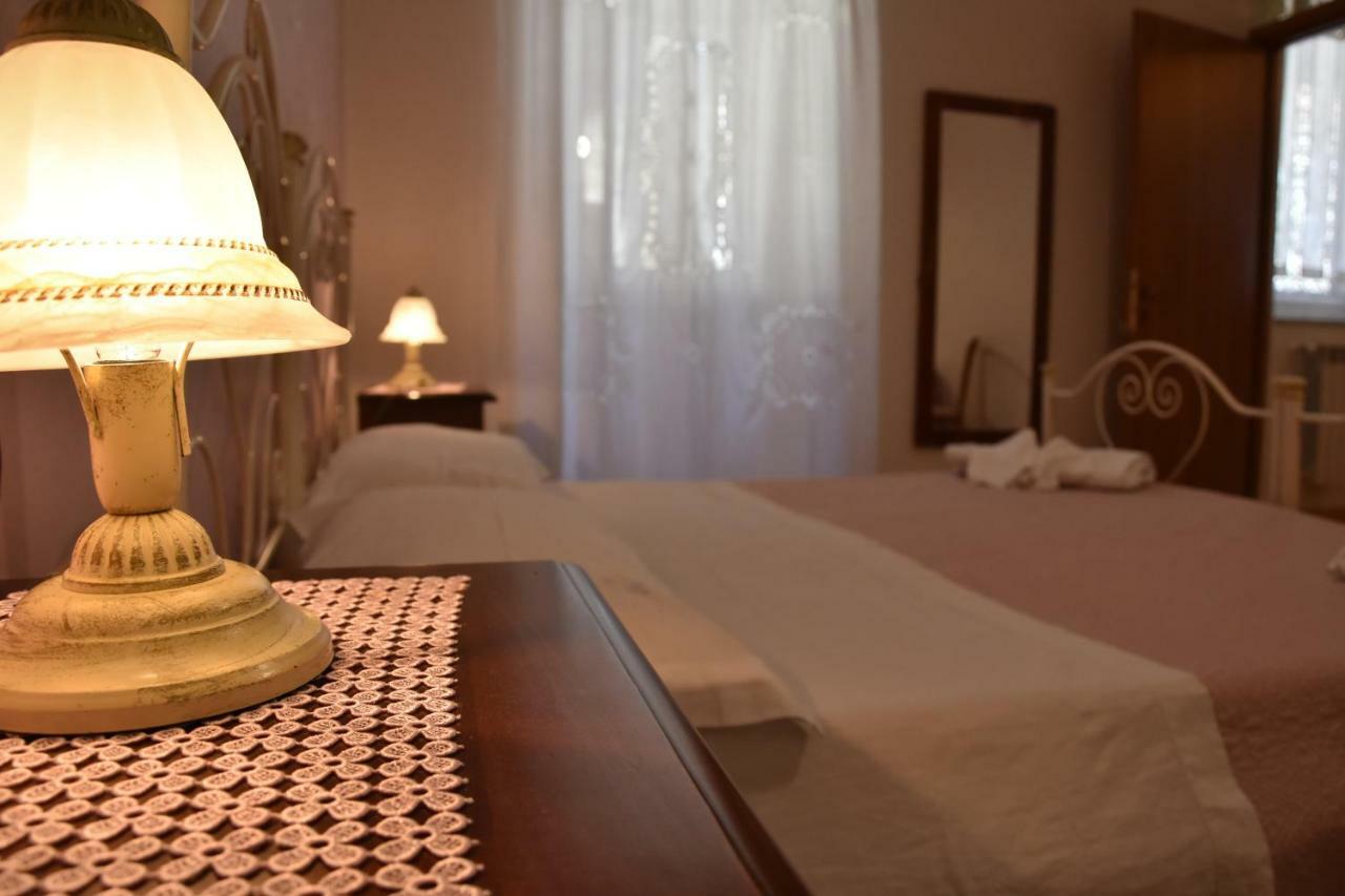 Il Ciclamino Bed And Breakfast Ascoli Piceno Bagian luar foto